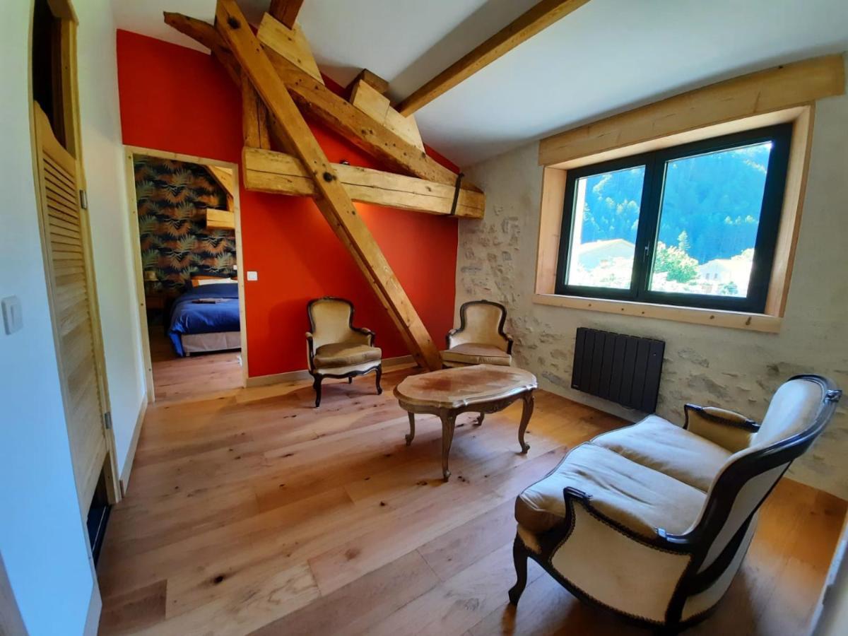 La Bergerie A Menee Hotel Chatillon-en-Diois Exterior photo